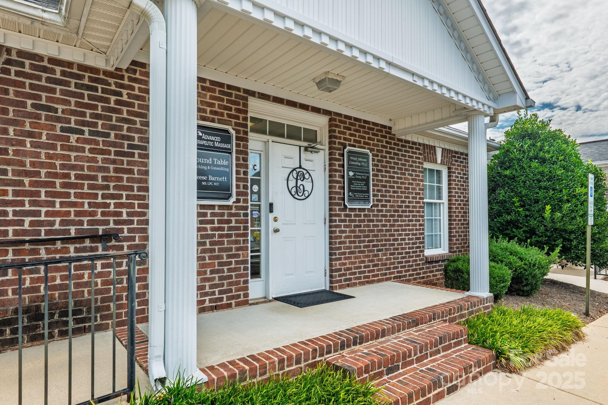 1554 Union Road C Property Photo 1