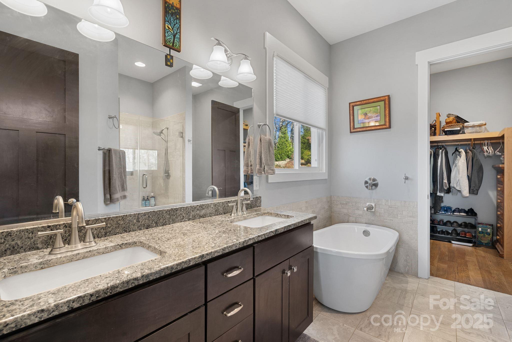 6 Temujin Drive Property Photo 13