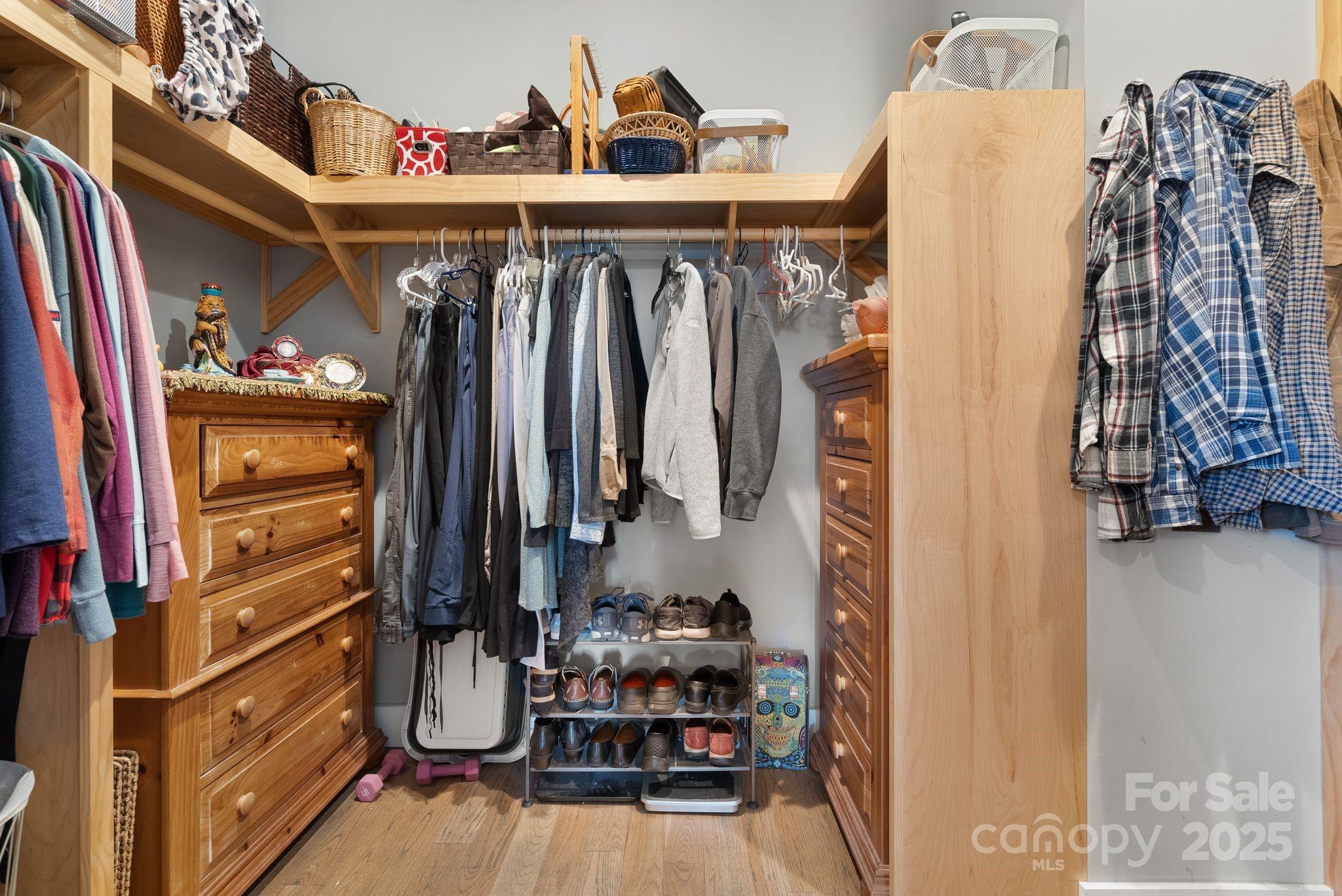 6 Temujin Drive Property Photo 16