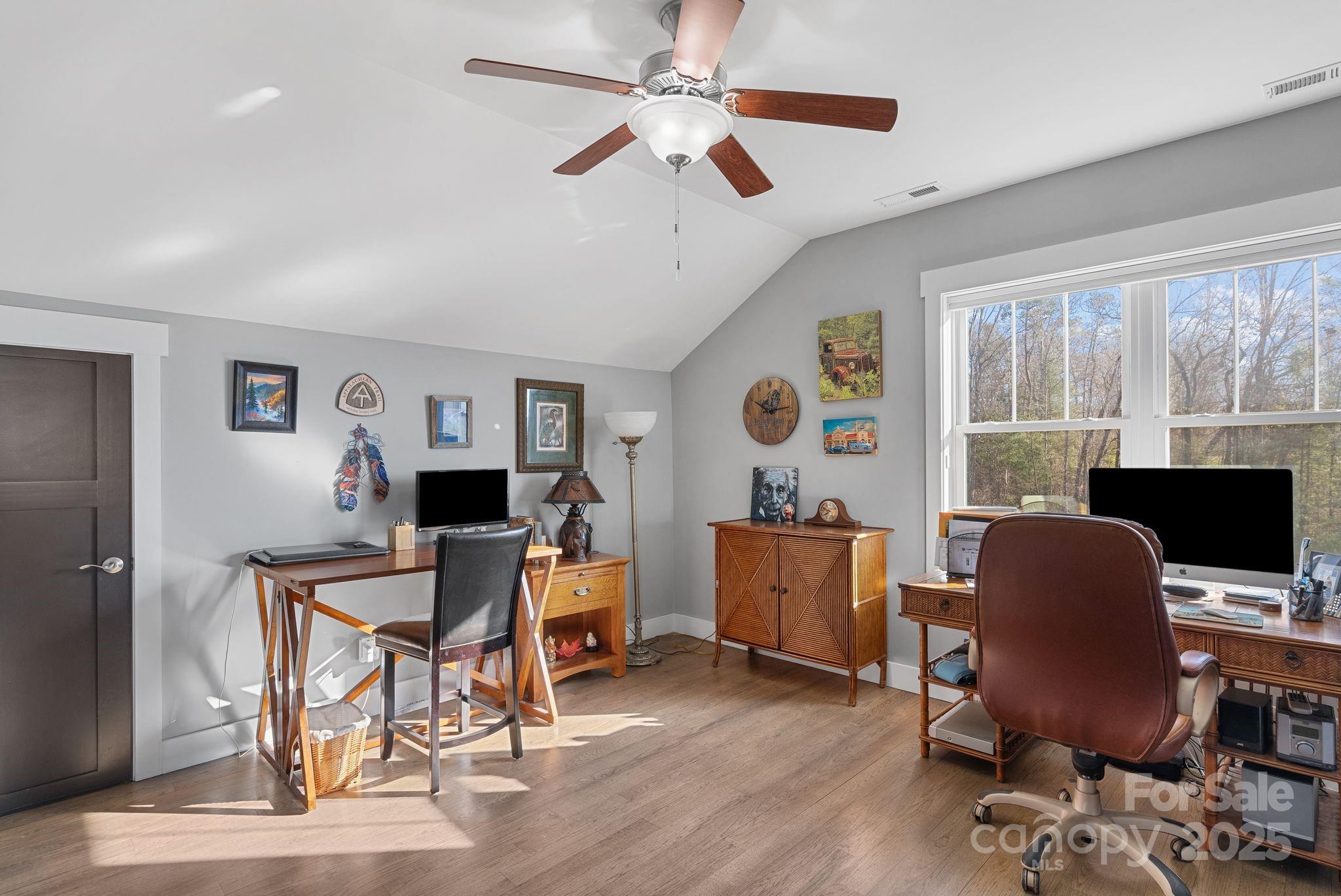 6 Temujin Drive Property Photo 27