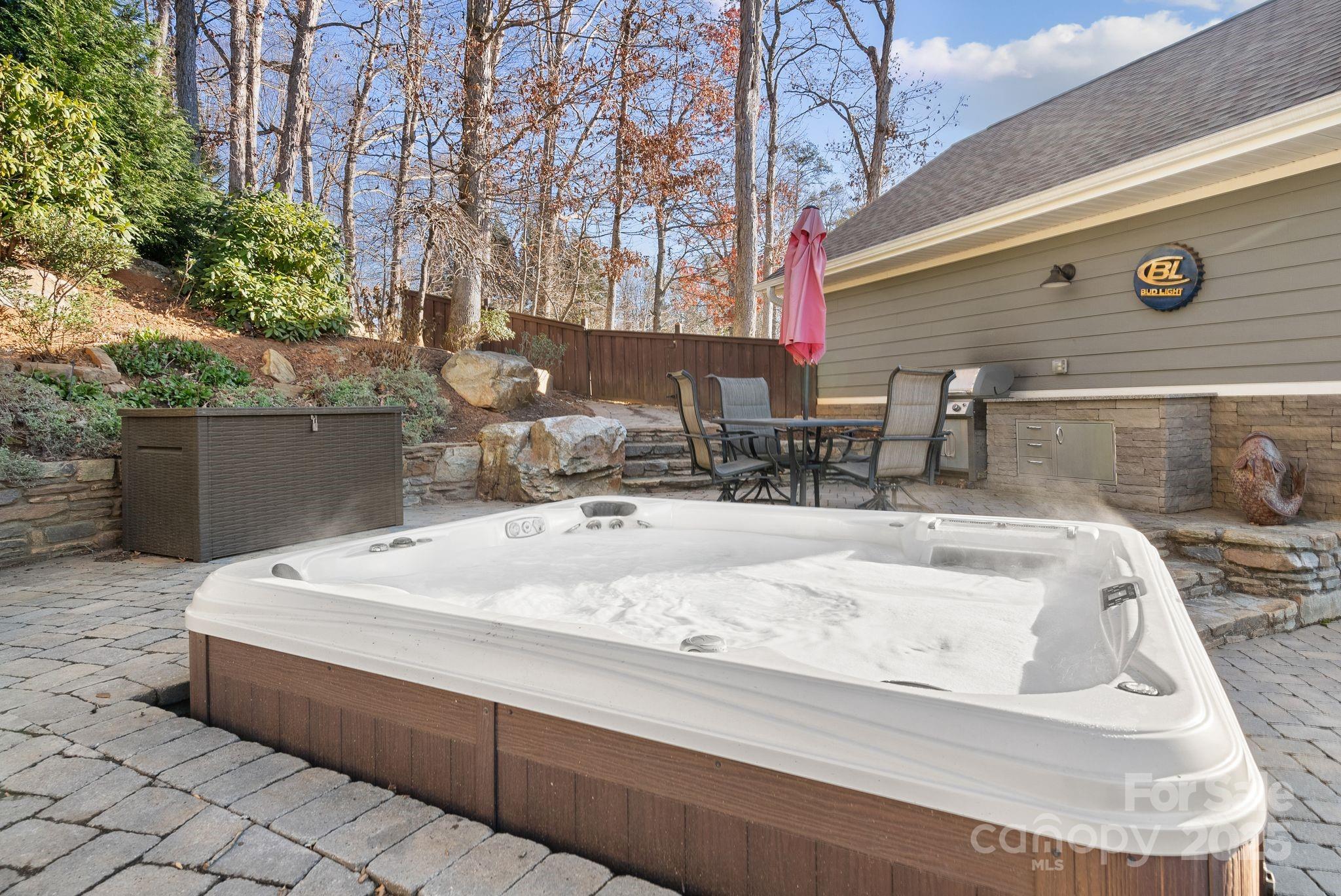 6 Temujin Drive Property Photo 40