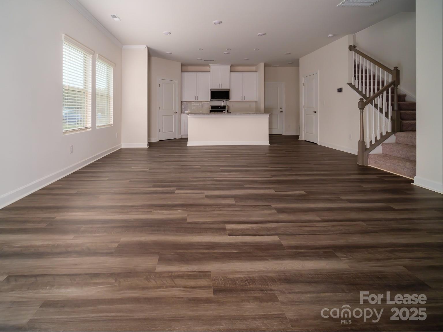 414 Nixon Road Property Photo 5