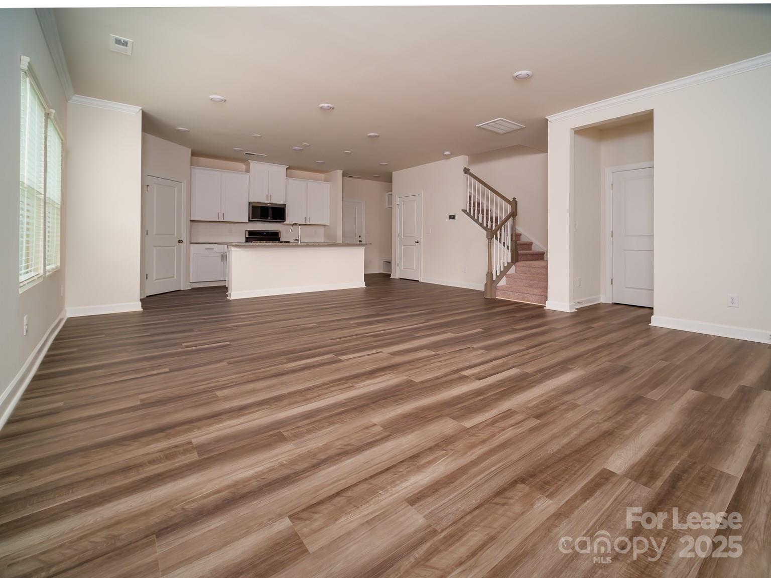 414 Nixon Road Property Photo 6