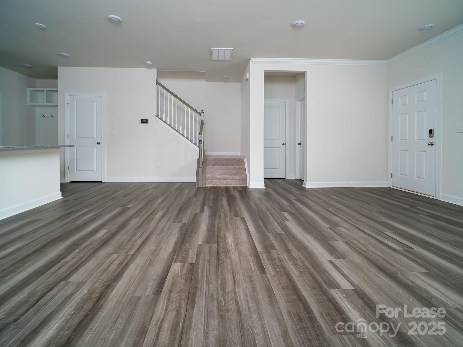 414 Nixon Road Property Photo 7