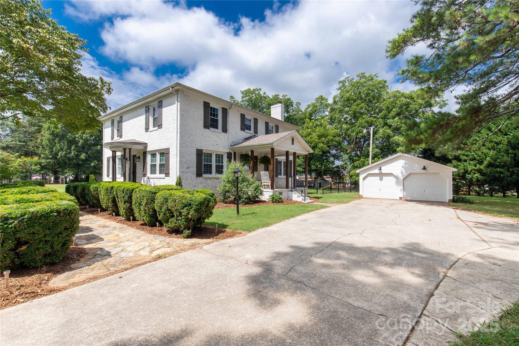 931 Museum Road Property Photo 1