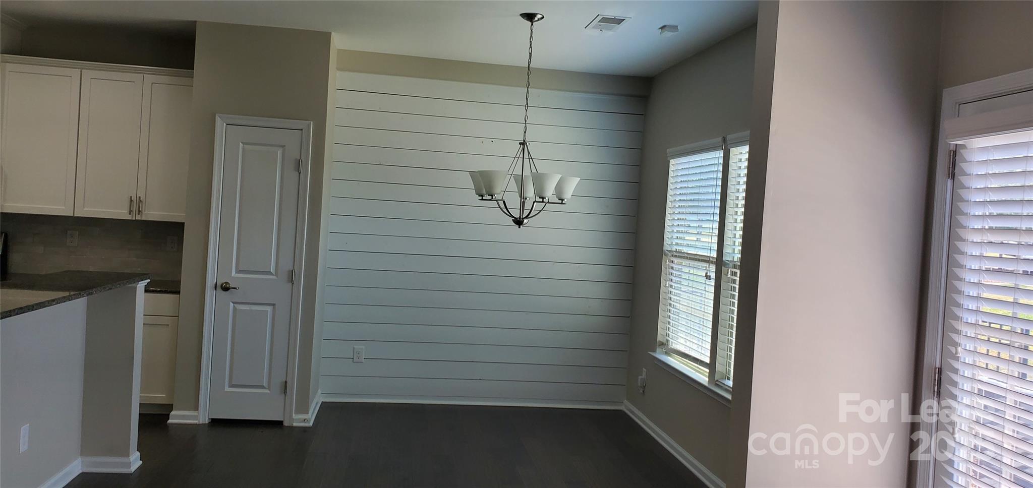 1764 Evergreen Drive Property Photo 3