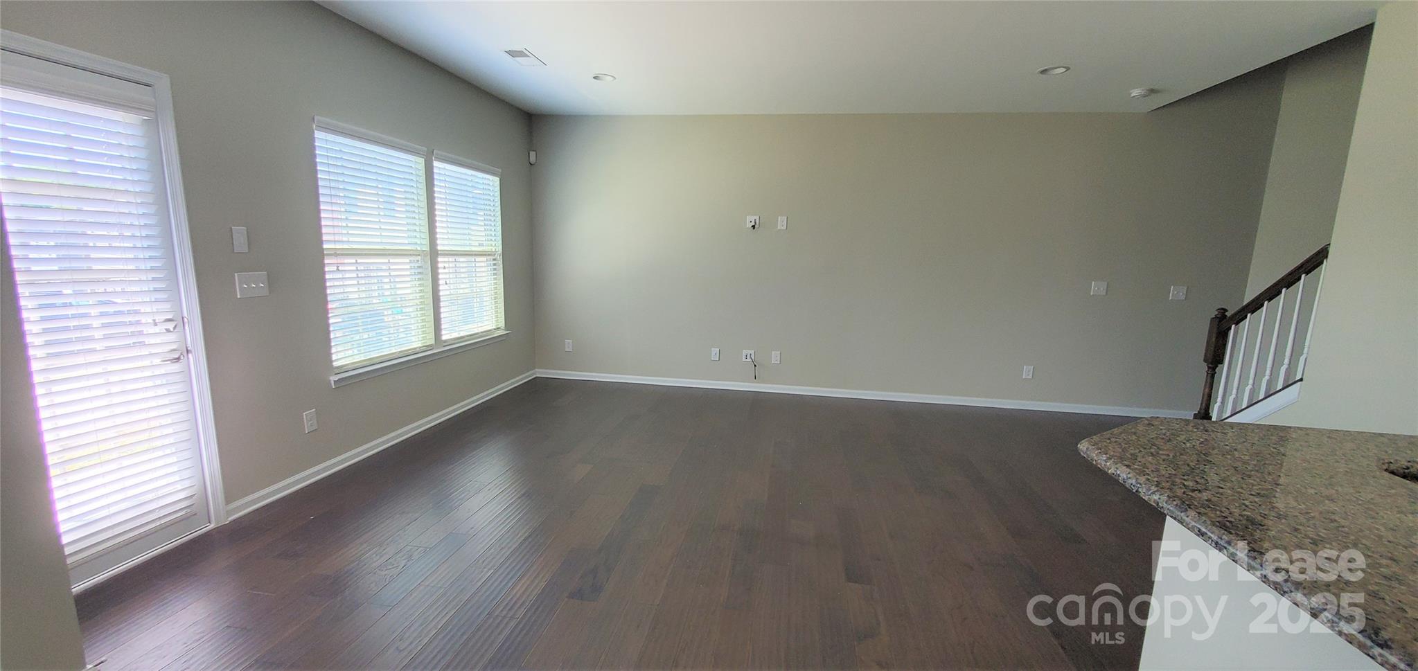 1764 Evergreen Drive Property Photo 5