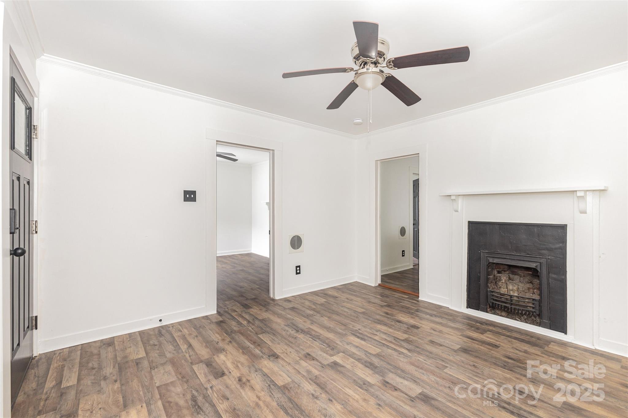 664 Simpson Street Property Photo 2