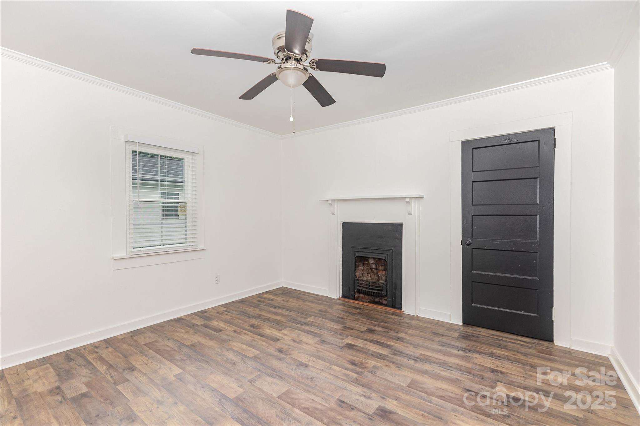 664 Simpson Street Property Photo 3