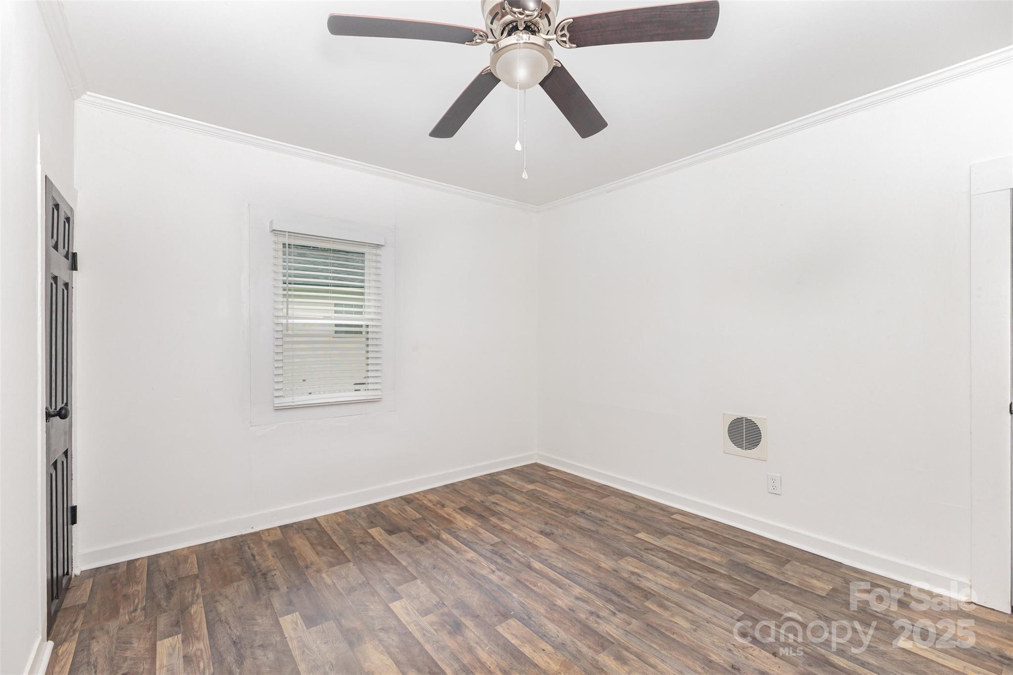 664 Simpson Street Property Photo 17