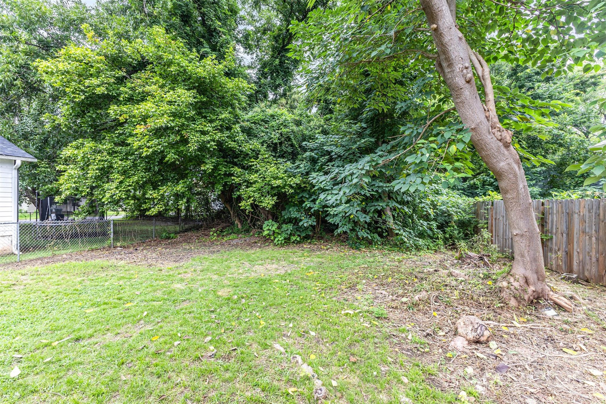 664 Simpson Street Property Photo 20