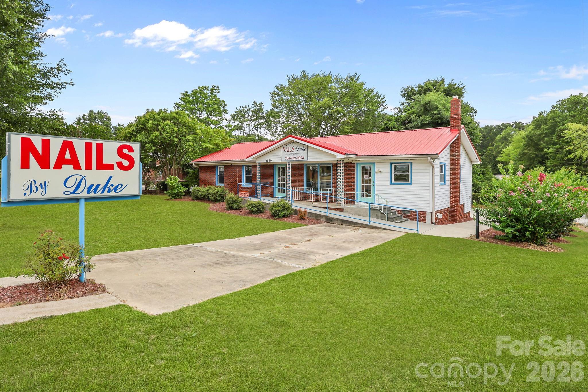 2960 Dale Earnhardt Boulevard Property Photo 4