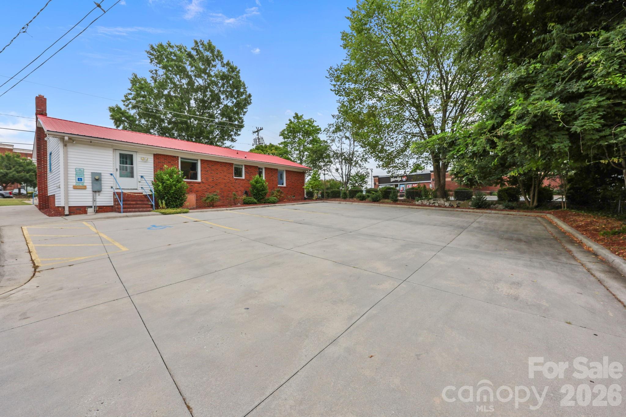 2960 Dale Earnhardt Boulevard Property Photo 5