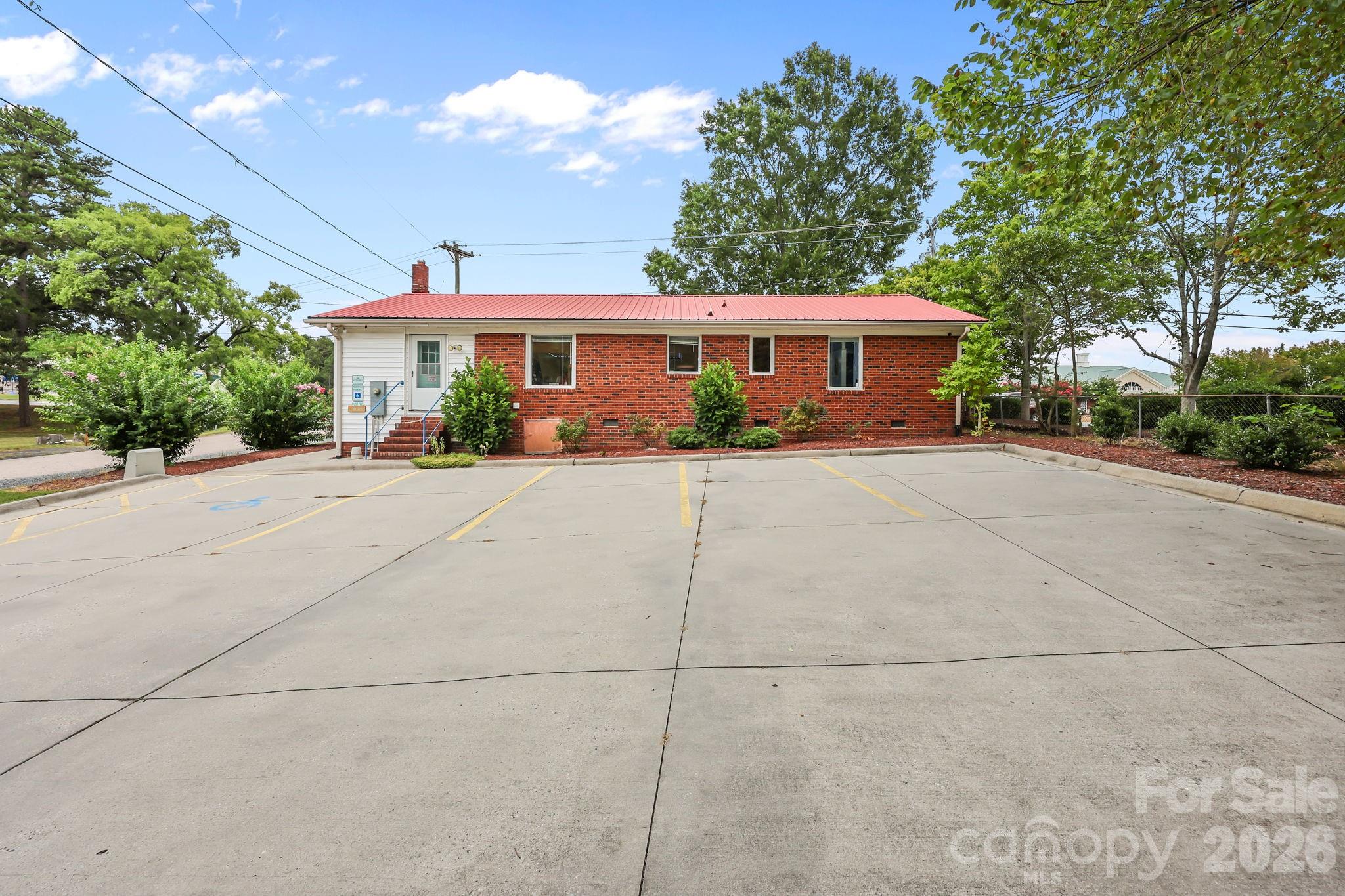 2960 Dale Earnhardt Boulevard Property Photo 25