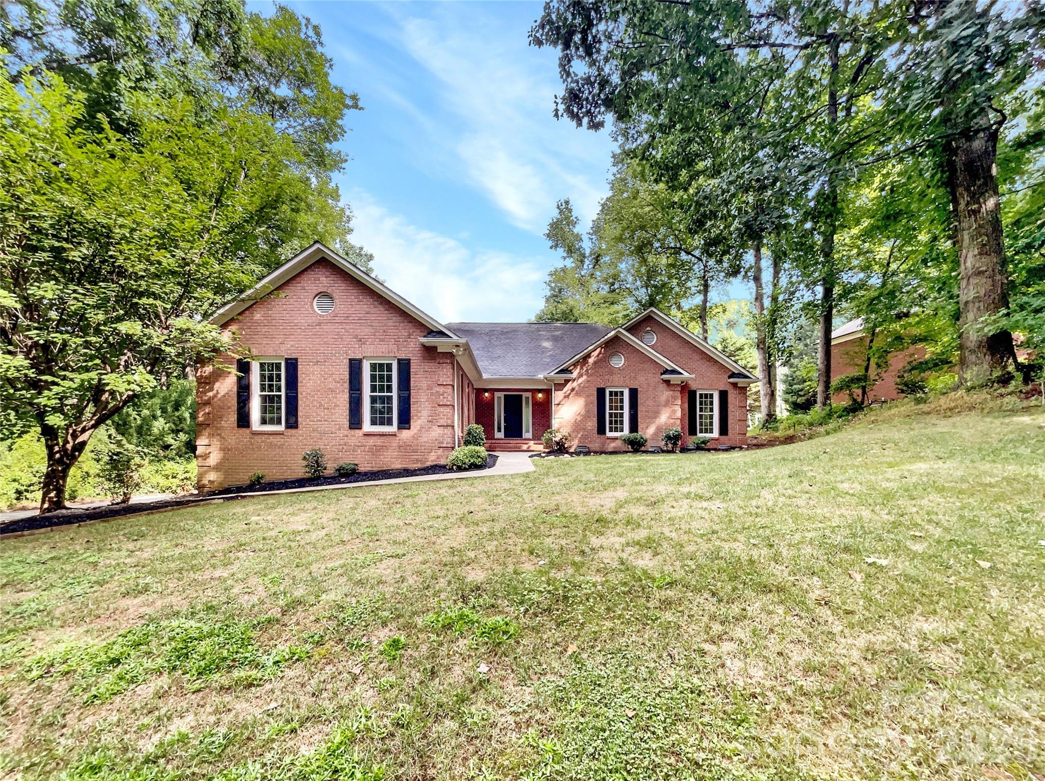 8117 Shannon Woods Lane