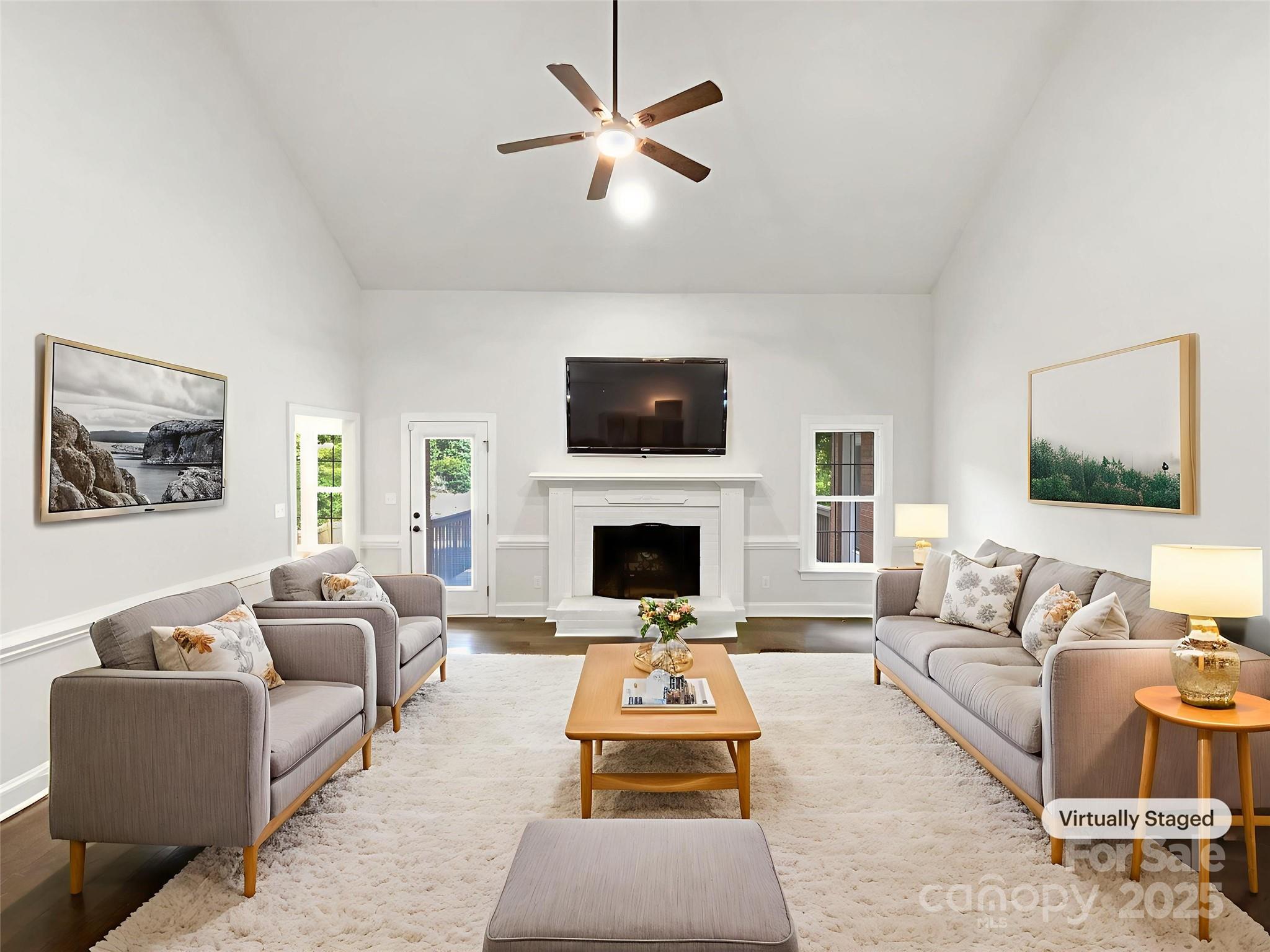 8117 Shannon Woods Lane Property Photo 3