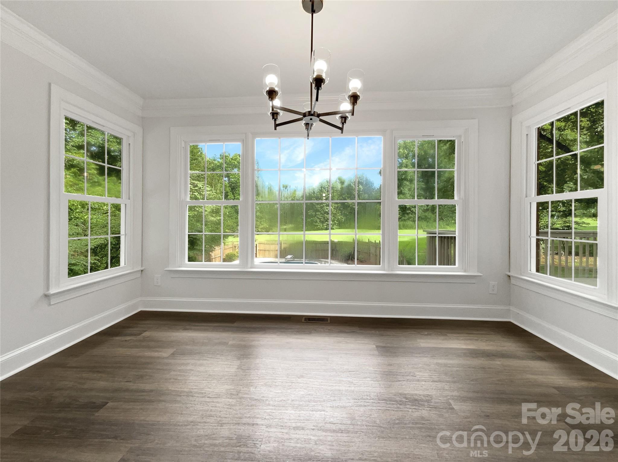 8117 Shannon Woods Lane Property Photo 12