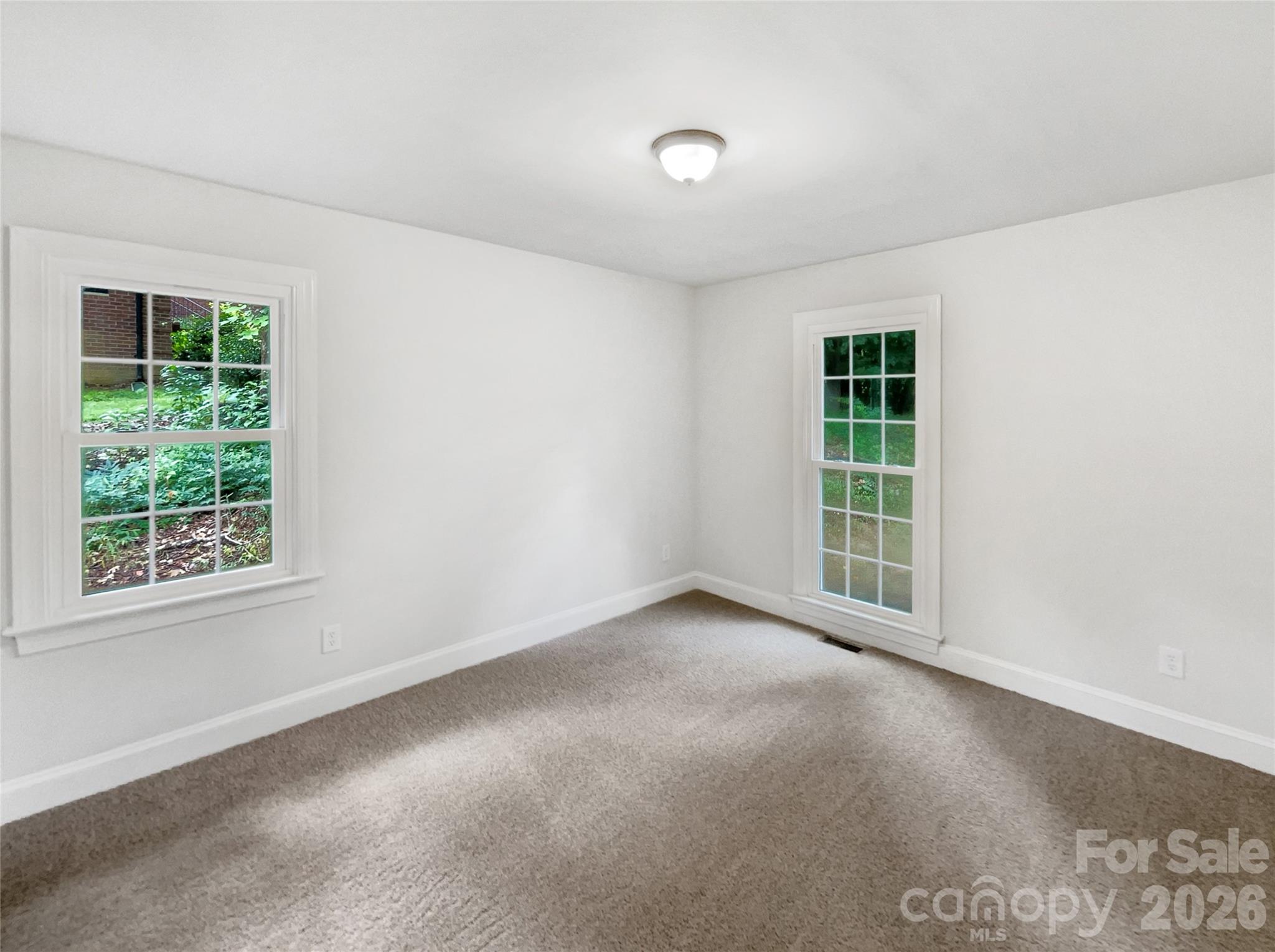 8117 Shannon Woods Lane Property Photo 17