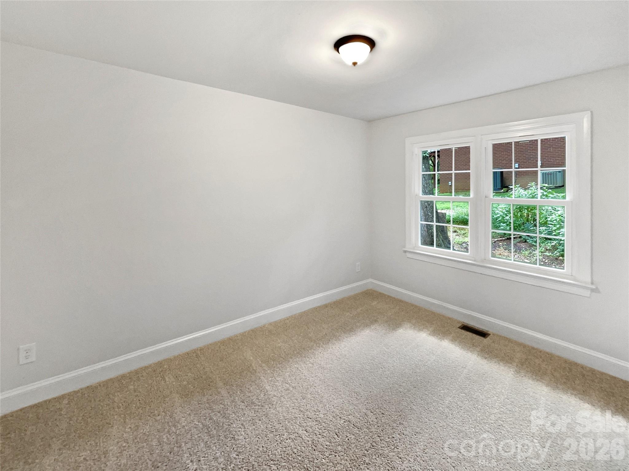 8117 Shannon Woods Lane Property Photo 18