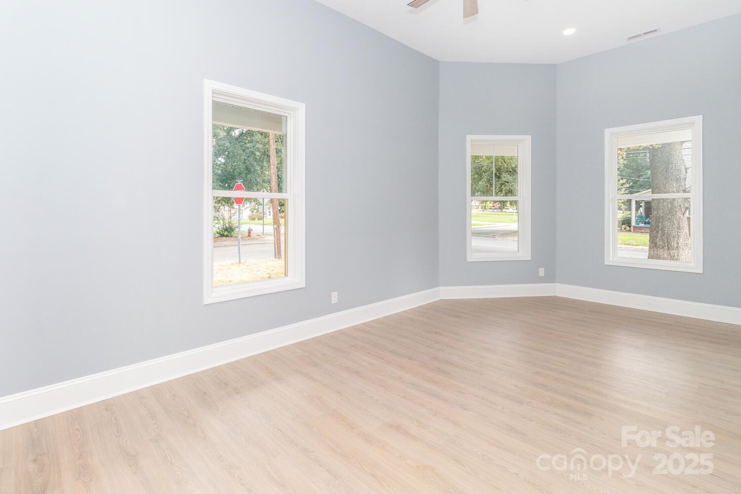 309 Ross Street Property Photo 16