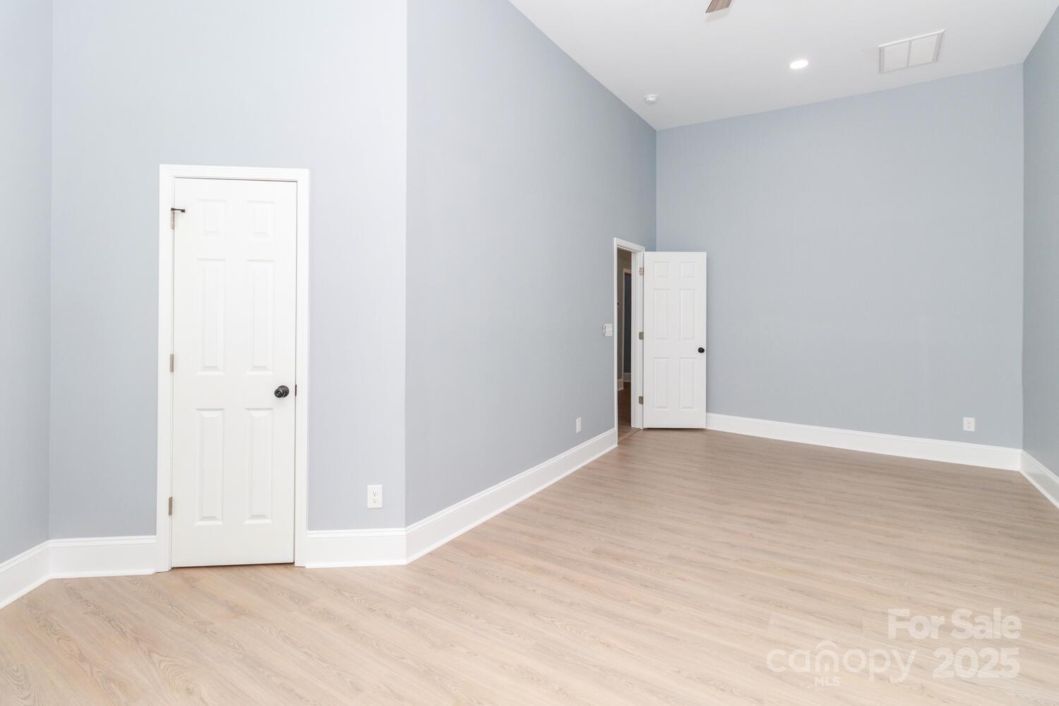 309 Ross Street Property Photo 17