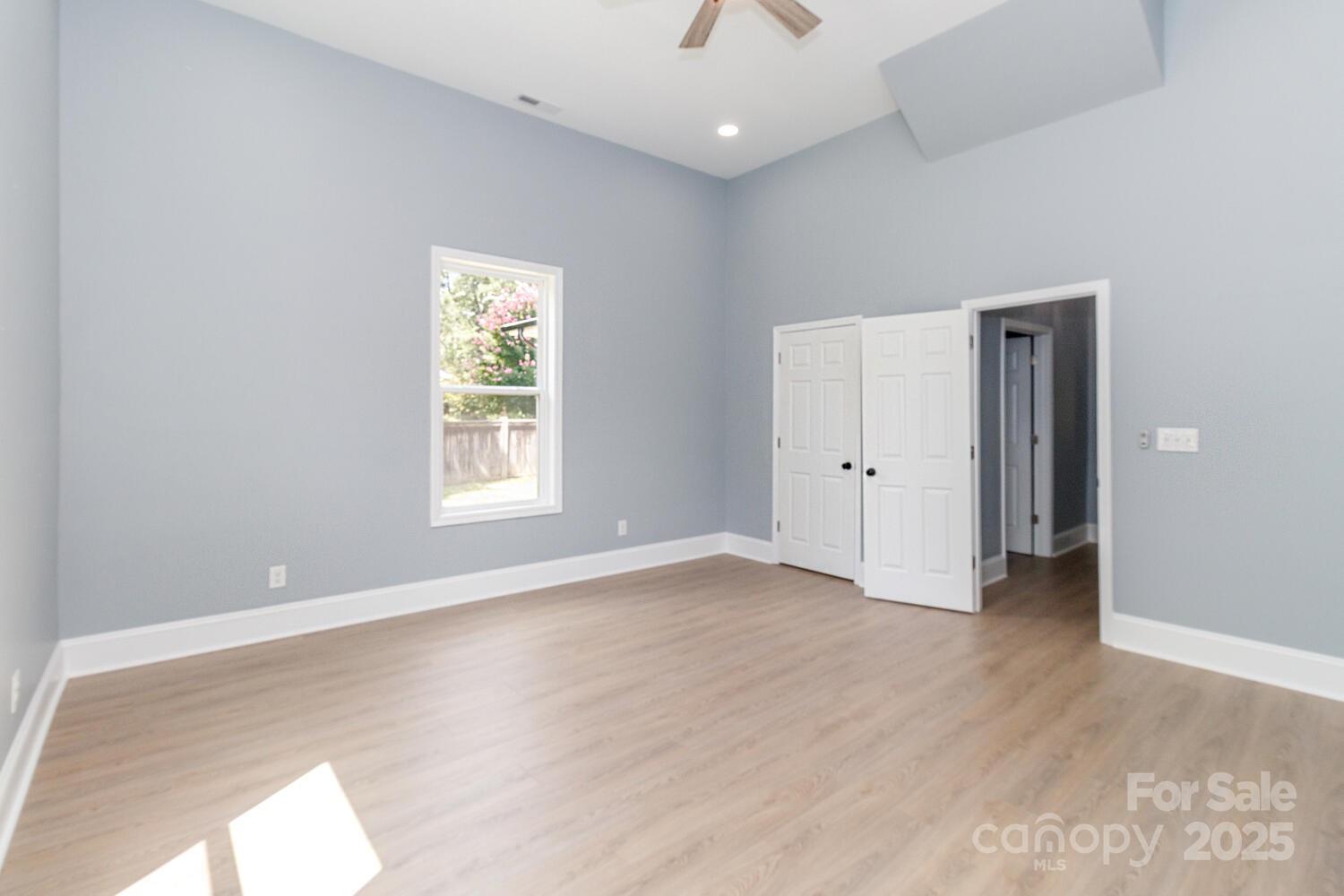 309 Ross Street Property Photo 32