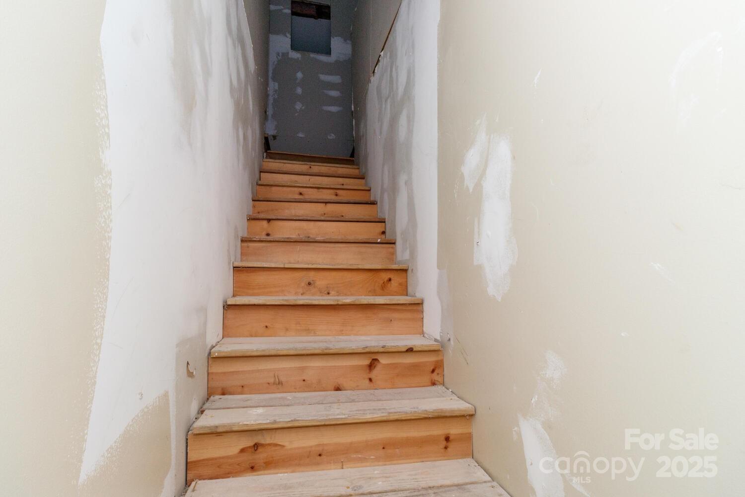 309 Ross Street Property Photo 36