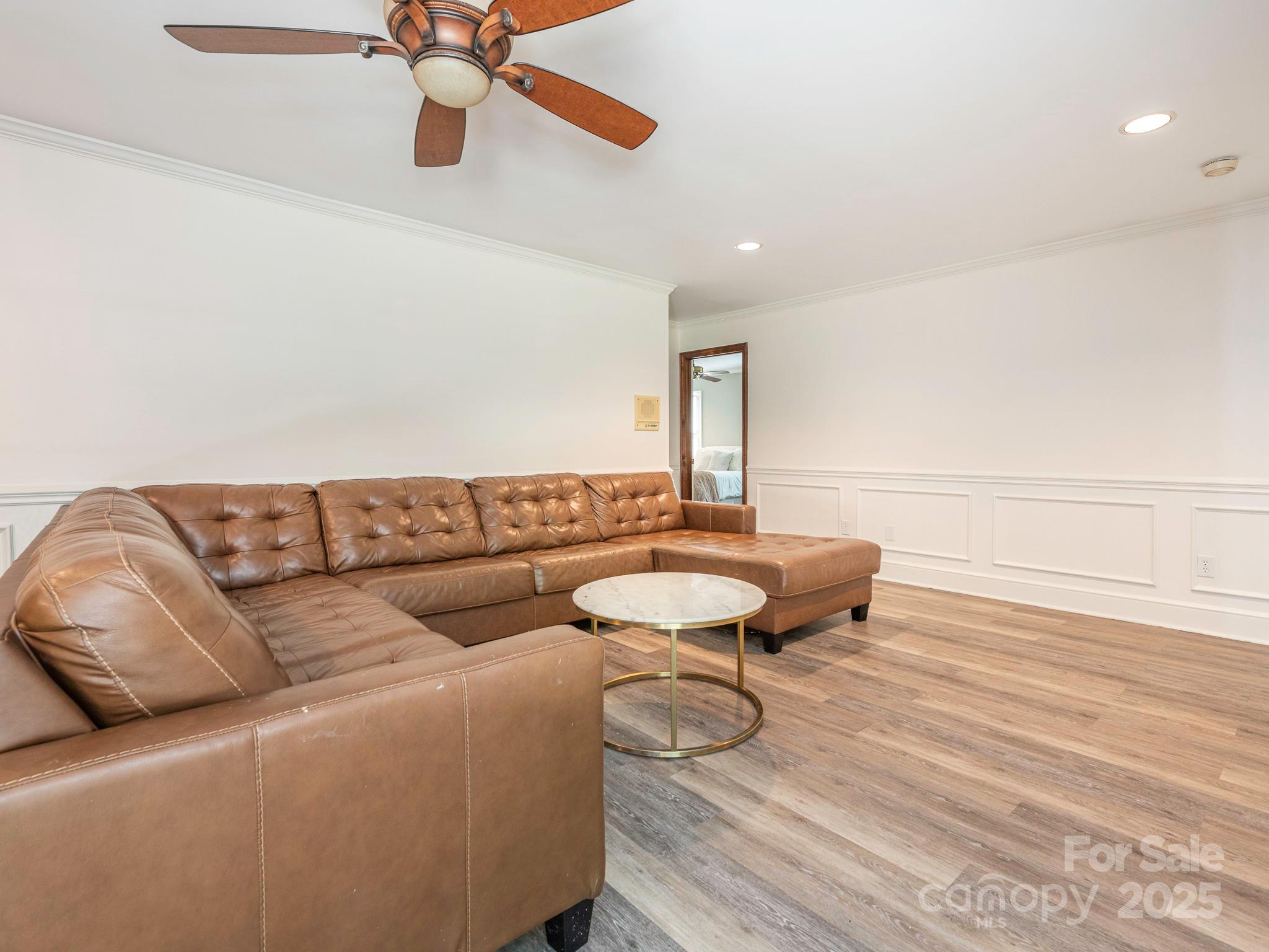 1231 Bennington Drive Property Photo 30