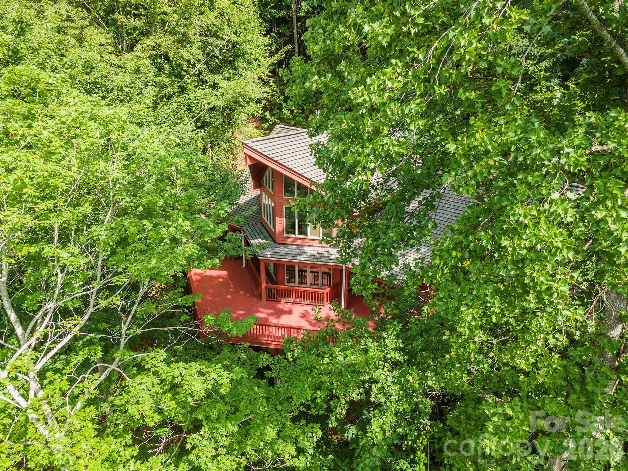 7 Winding Poplar Road Property Photo 4