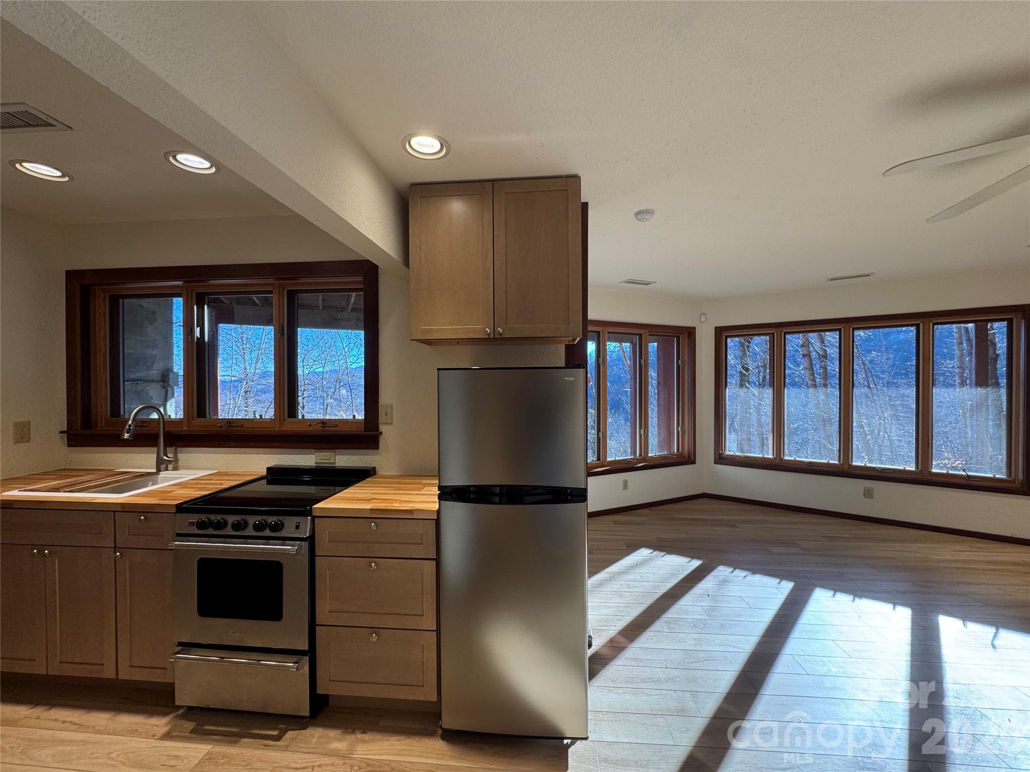 7 Winding Poplar Road Property Photo 35