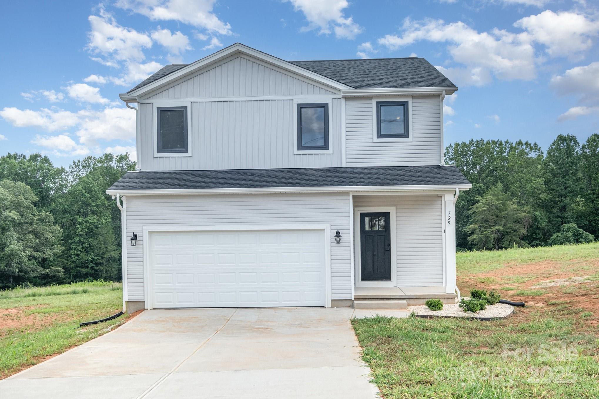 729 32nd Street Property Photo 1