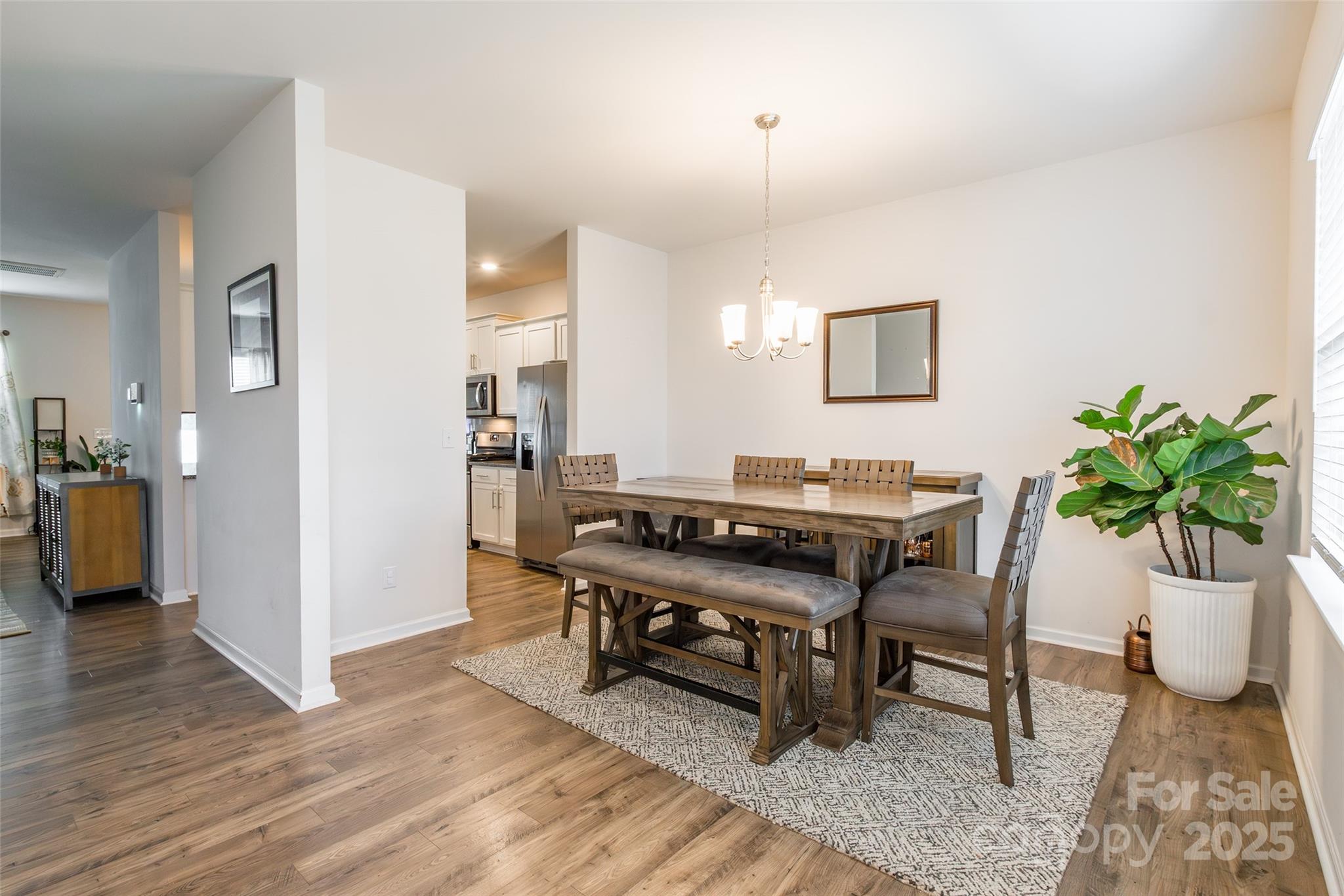 6931 Pennyroyal Way Property Photo 4