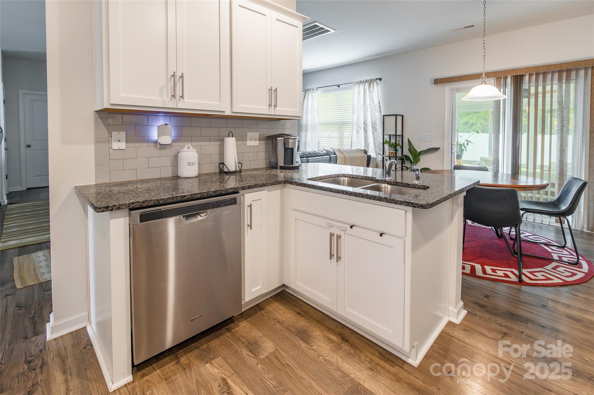 6931 Pennyroyal Way Property Photo 13