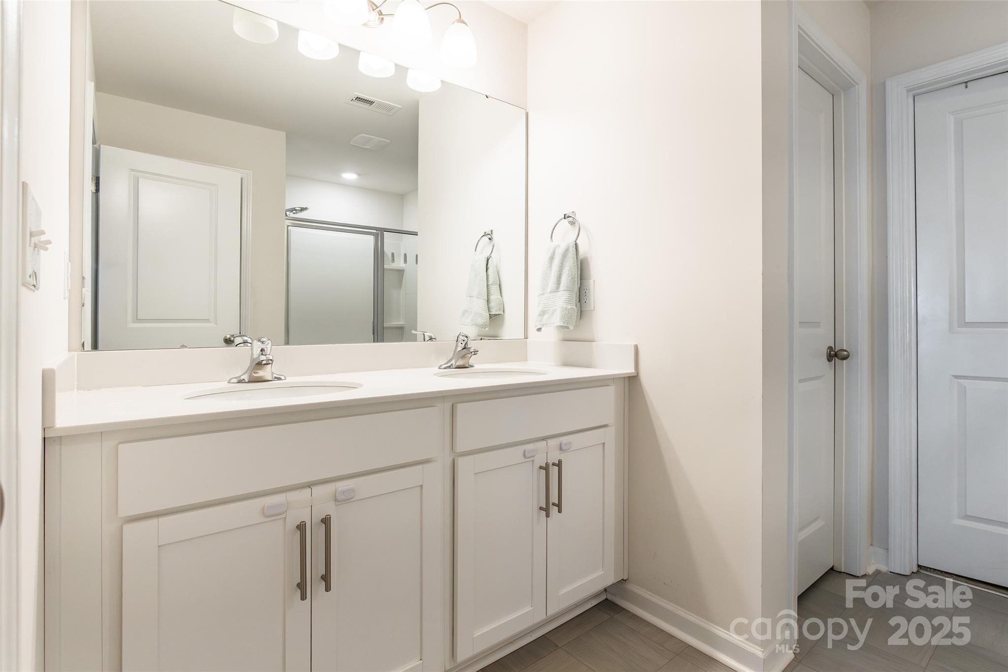 6931 Pennyroyal Way Property Photo 23