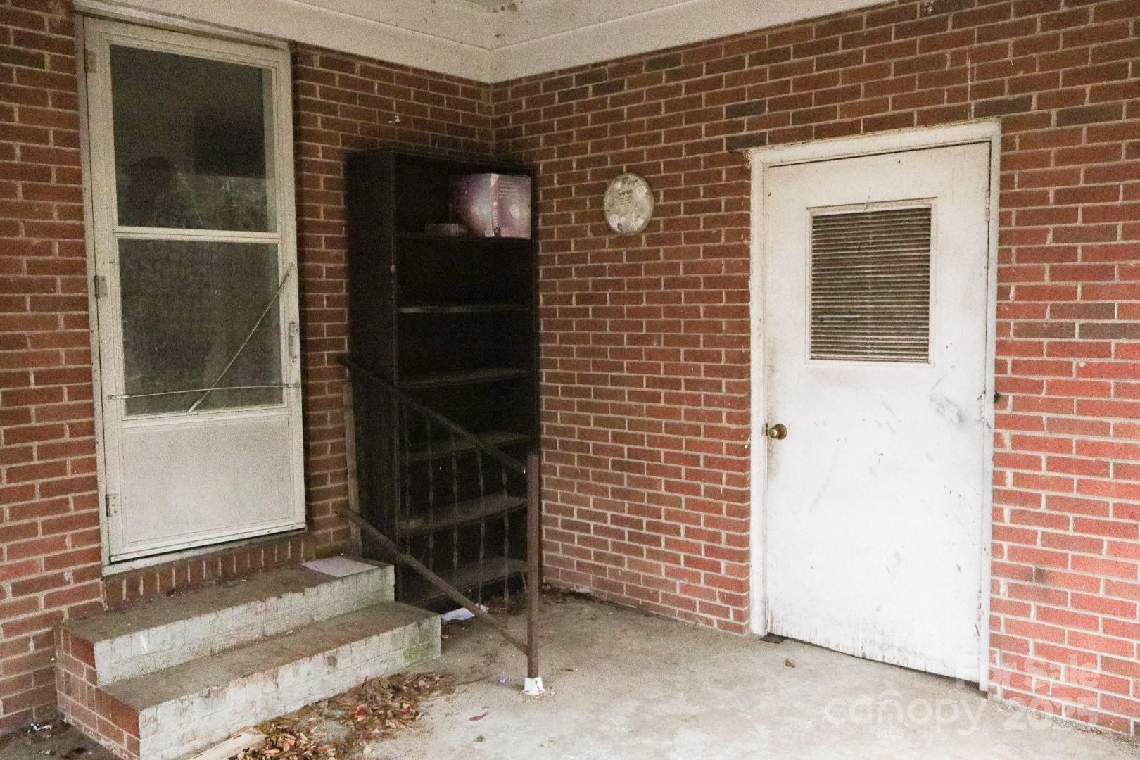 11140 Barnes Bridge Road Property Photo 2