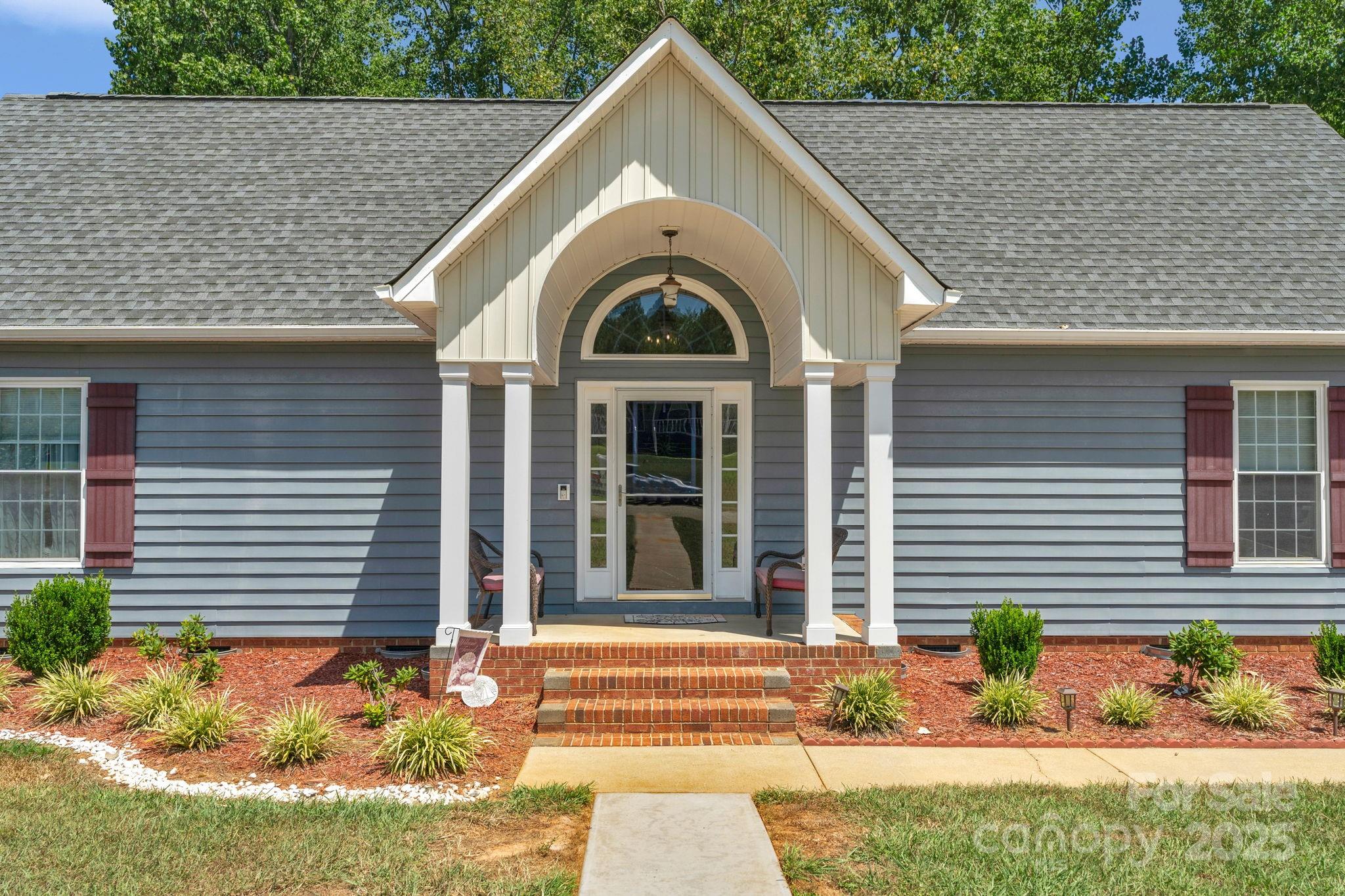 517 Grassy Creek Run Property Photo 2