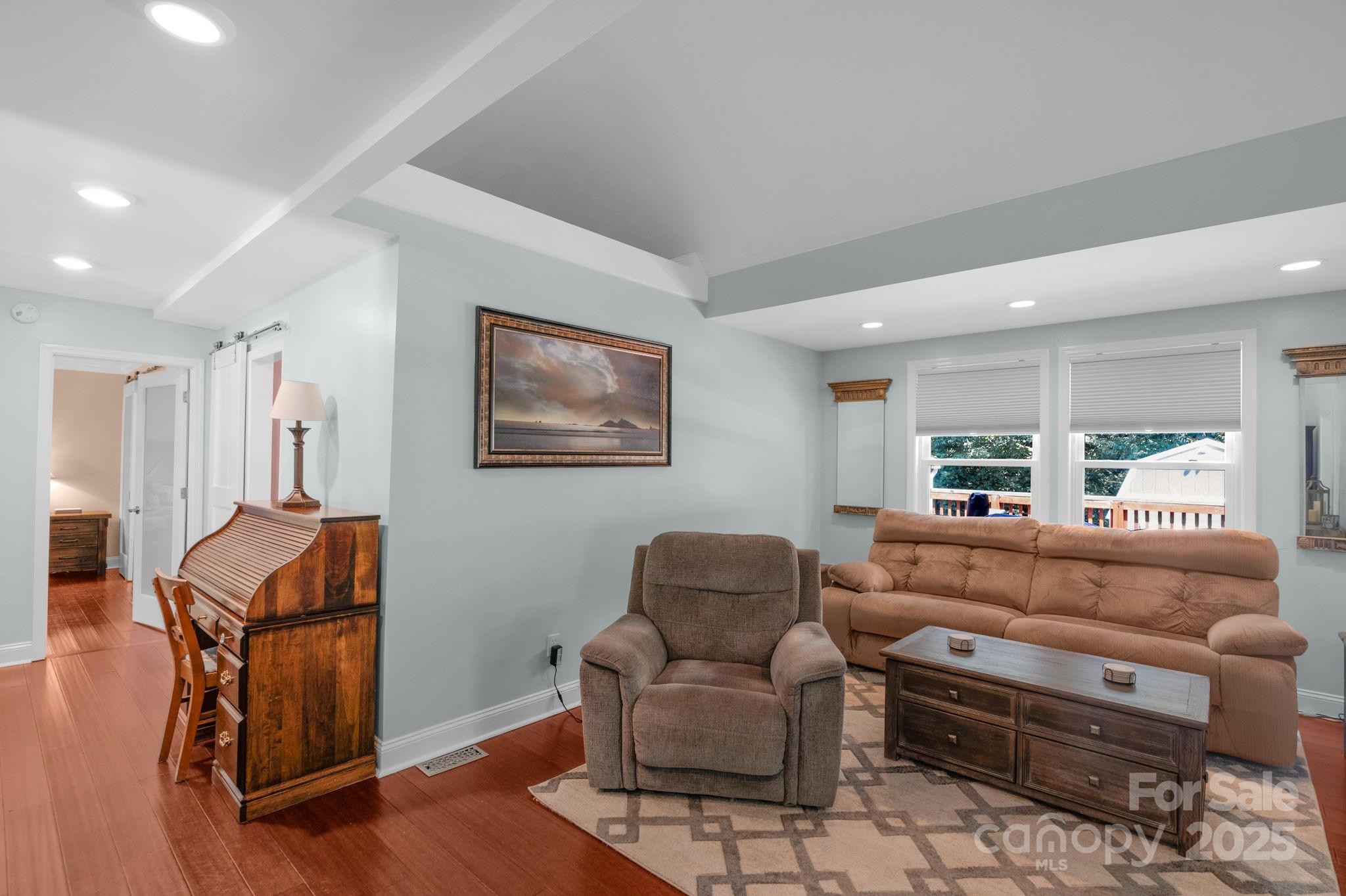 517 Grassy Creek Run Property Photo 9