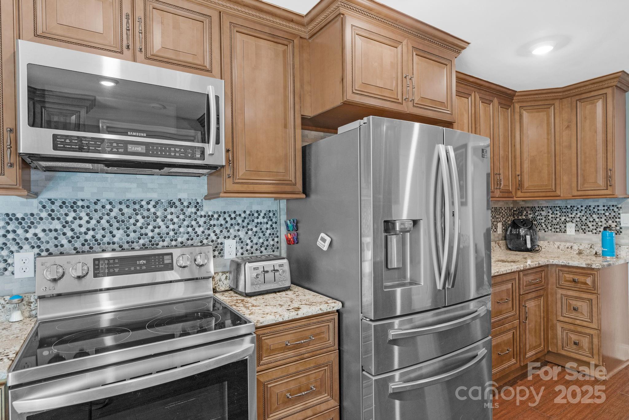 517 Grassy Creek Run Property Photo 17