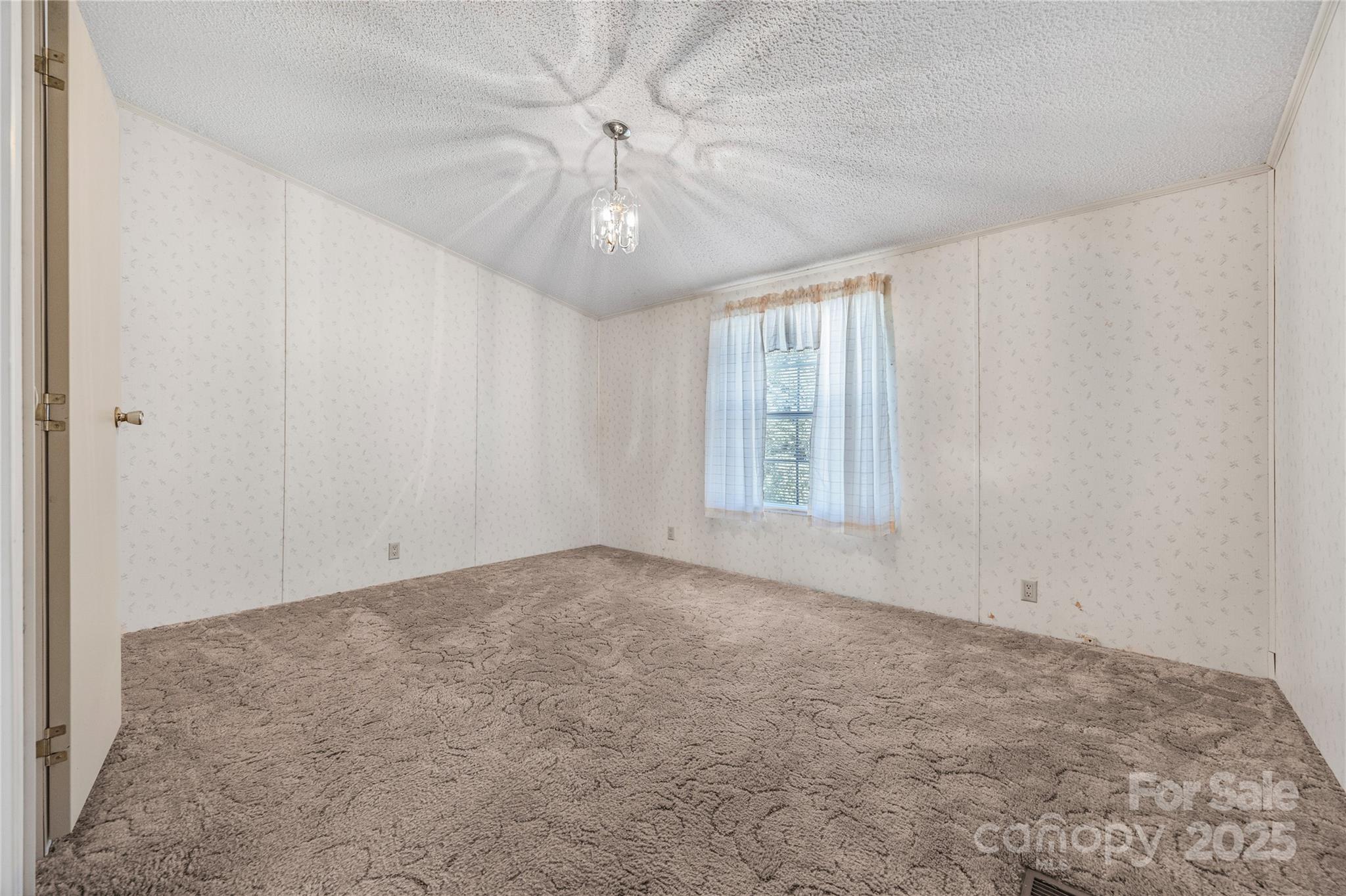 953 Bollinger Pond Drive Property Photo 21