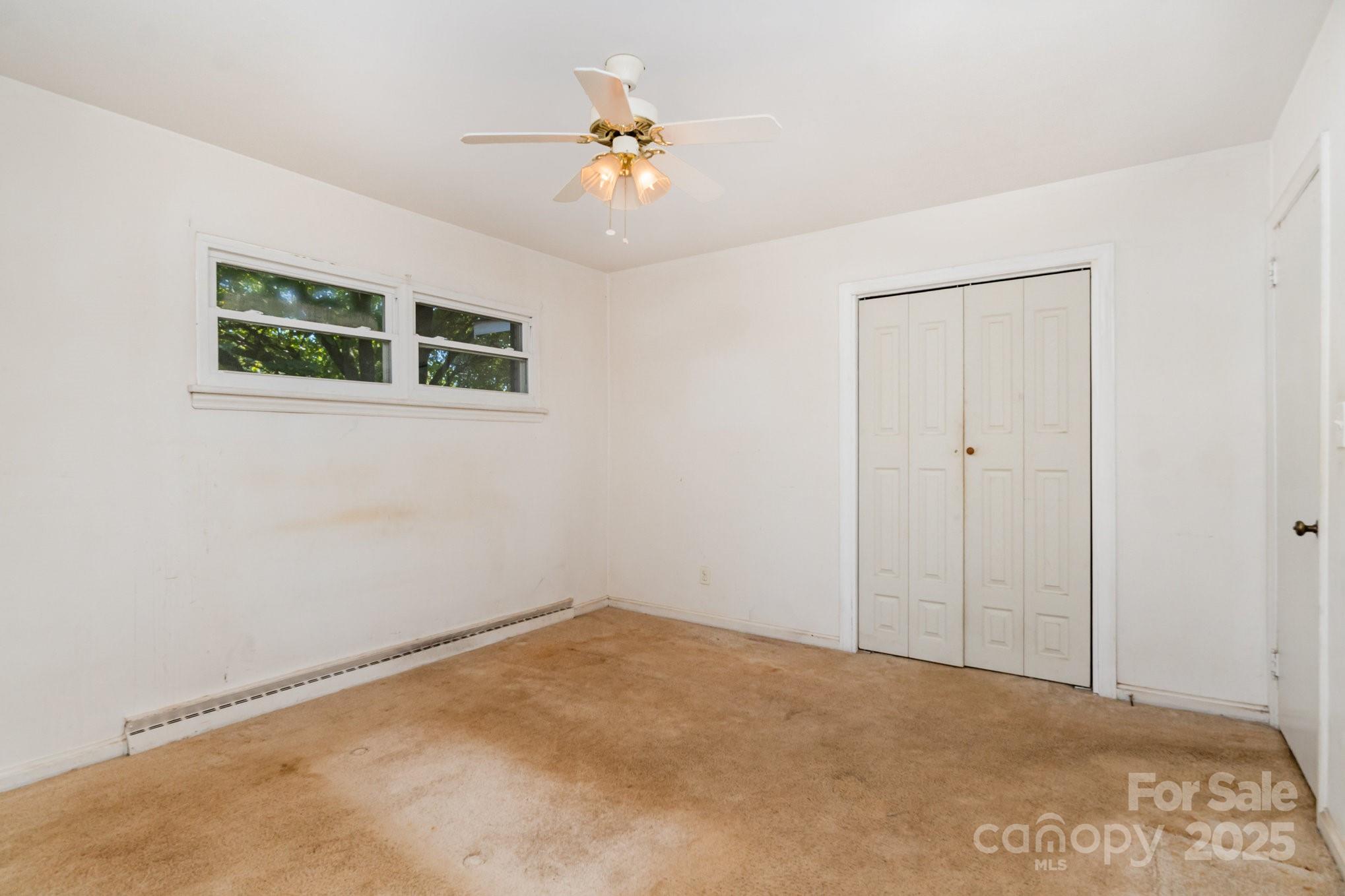 4840 The Plaza Property Photo 19