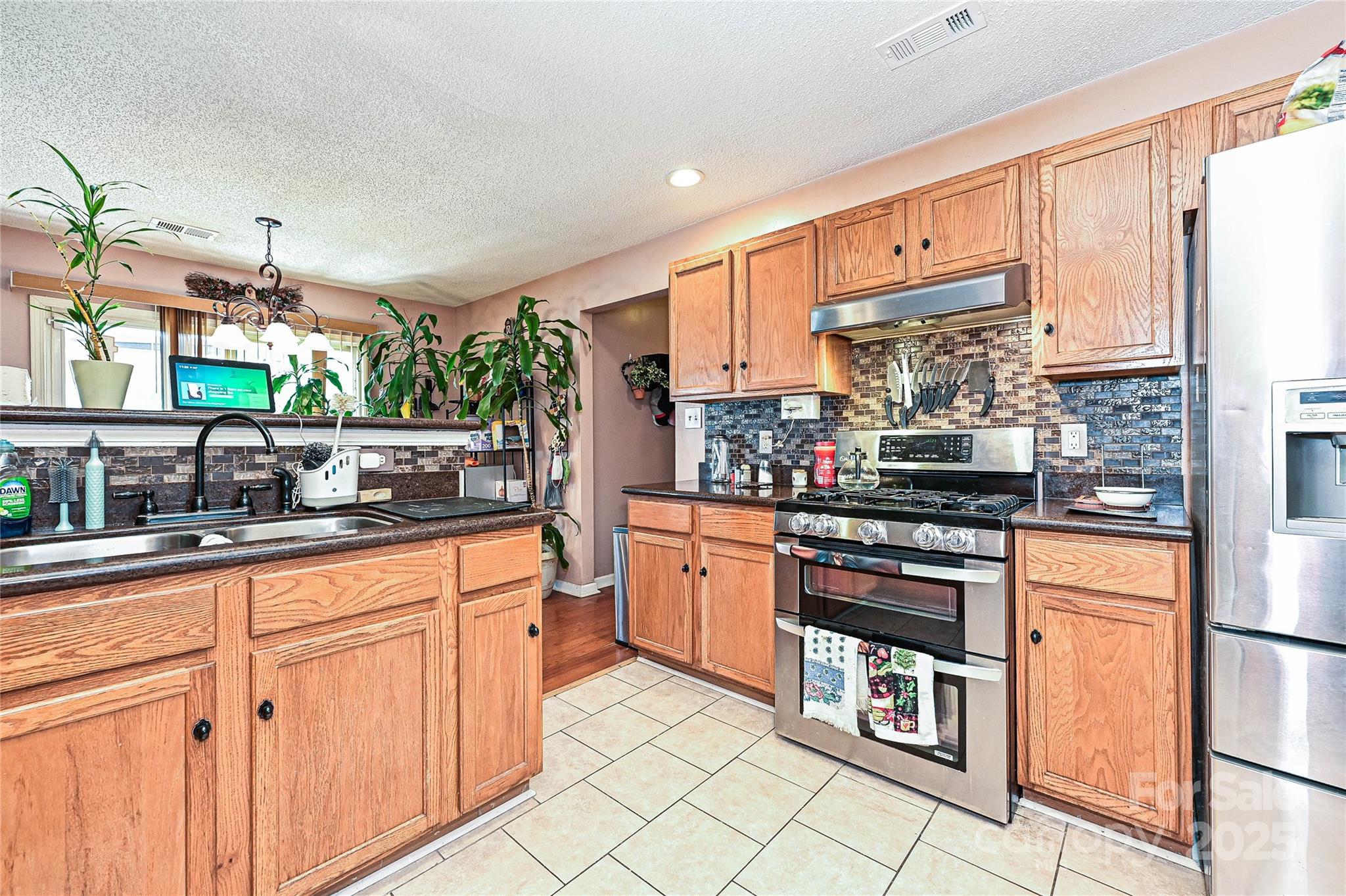 12015 Chantress Lane Property Photo 4