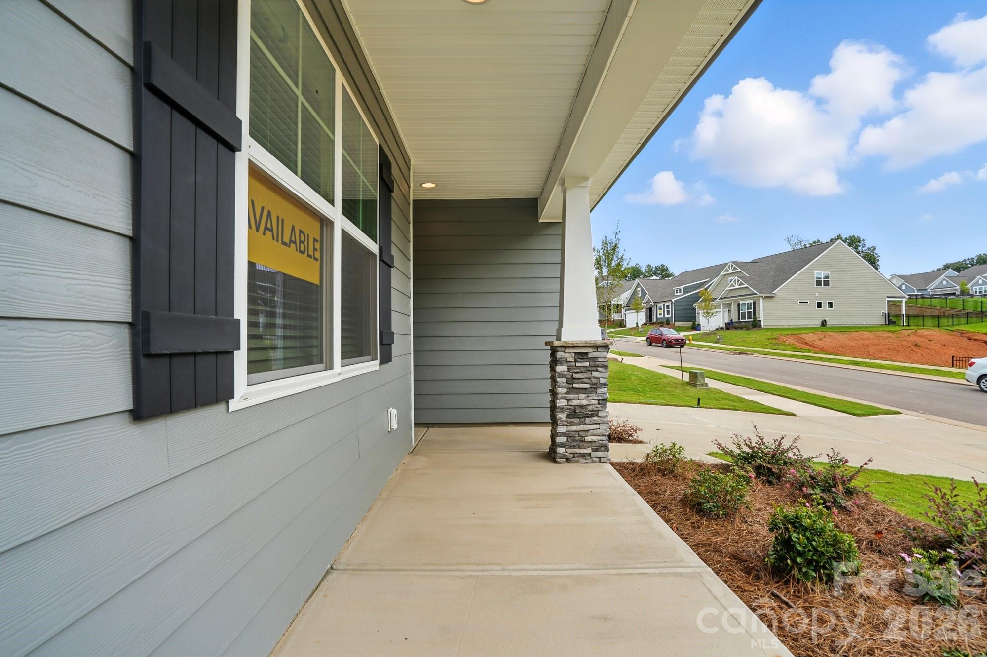 138 N Prestwick Way 17 Property Photo 2
