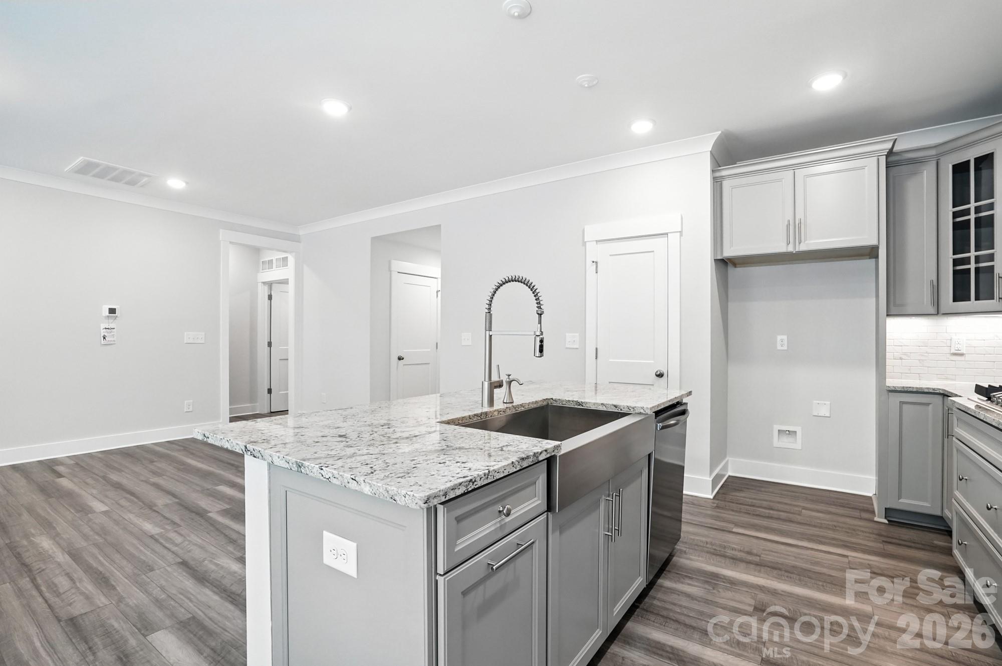 138 N Prestwick Way 17 Property Photo 10