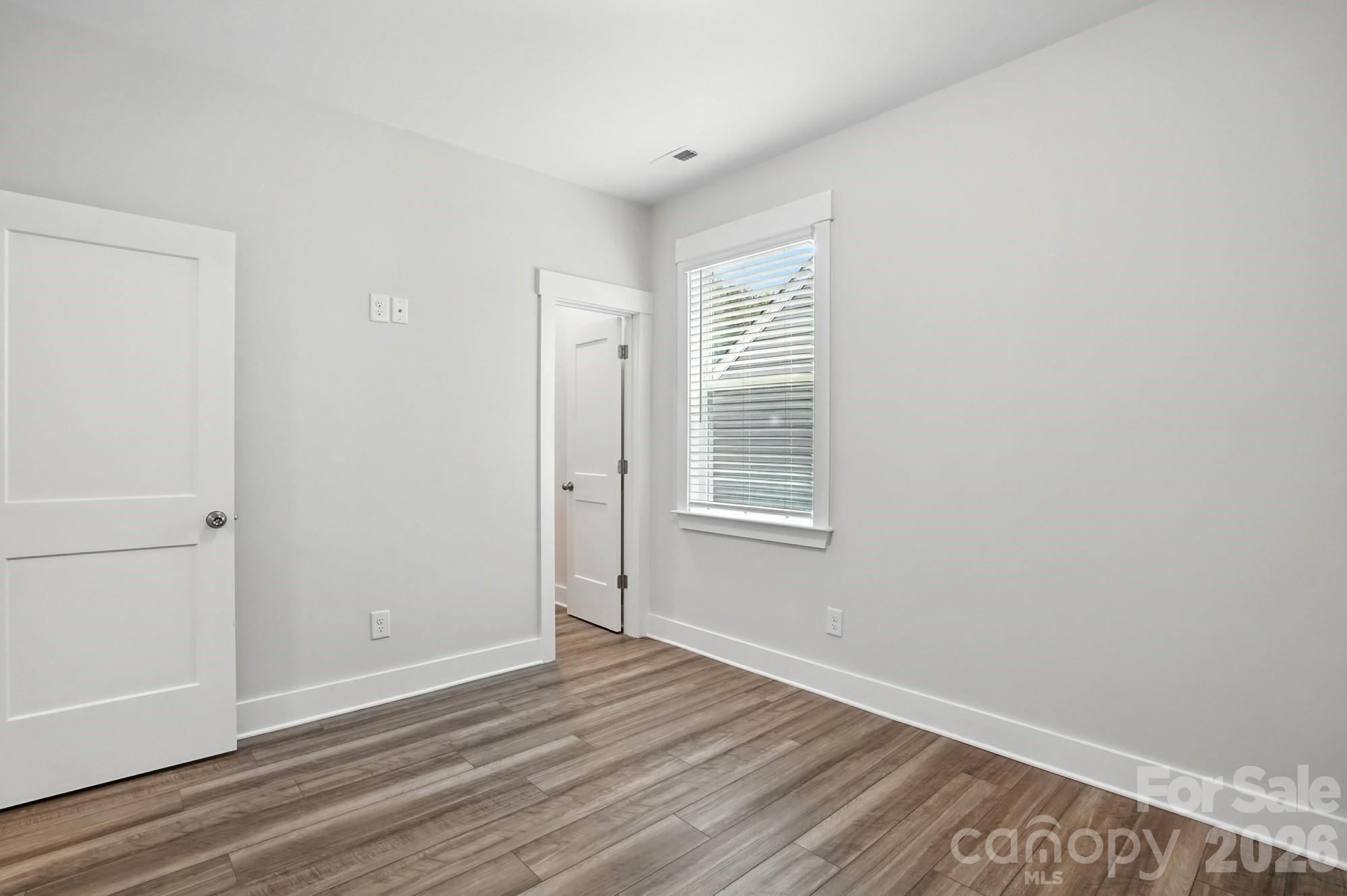 138 N Prestwick Way 17 Property Photo 29