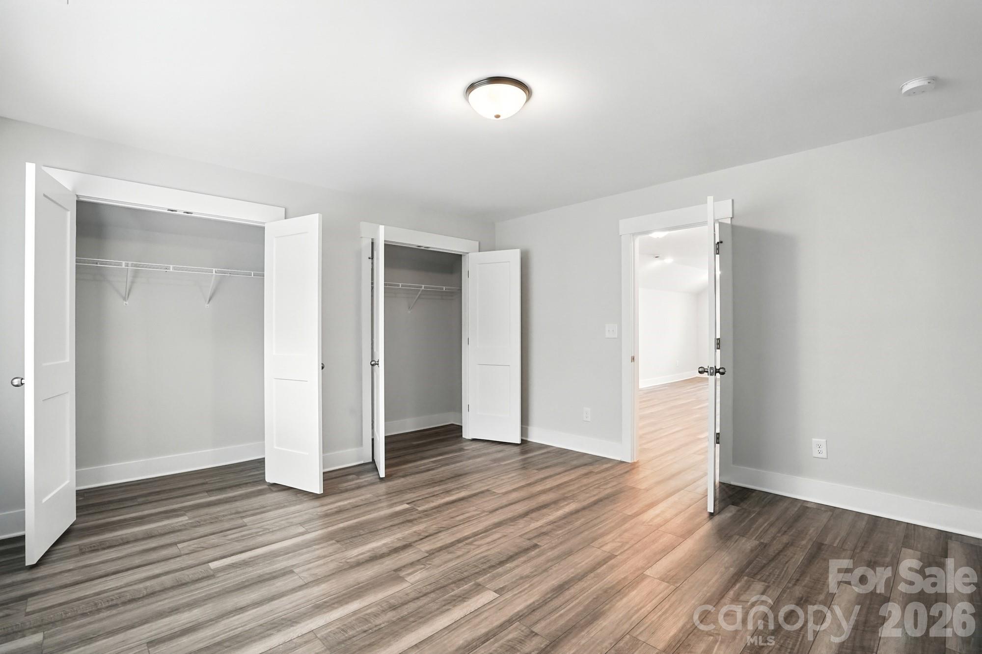 138 N Prestwick Way 17 Property Photo 40