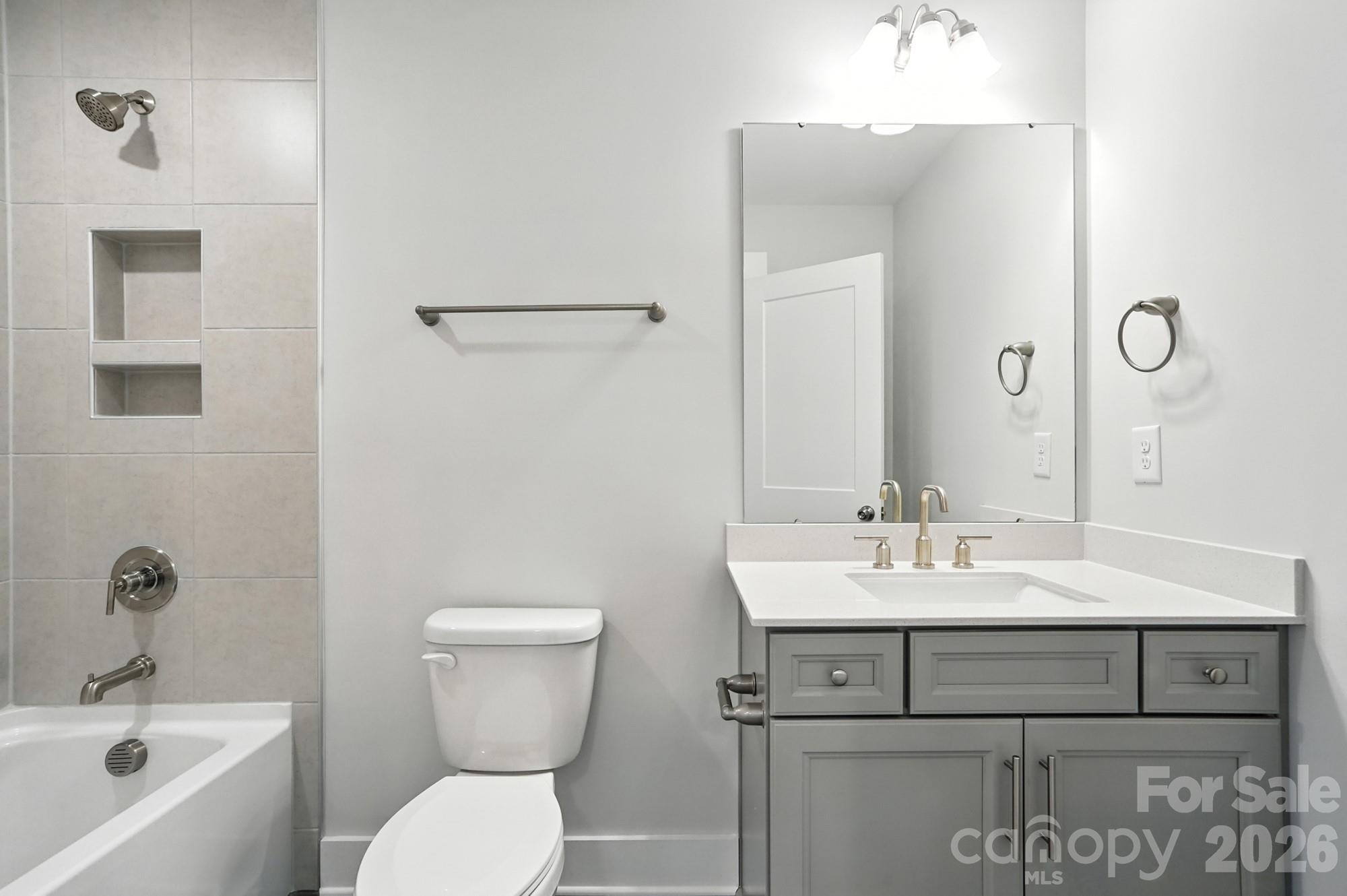 138 N Prestwick Way 17 Property Photo 41