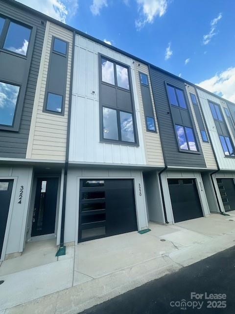 3220 Riley Avenue Property Photo 1