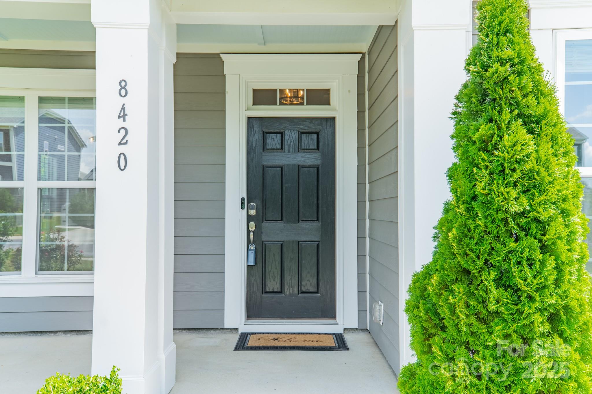 8420 Golden Stone Lane Property Photo 4