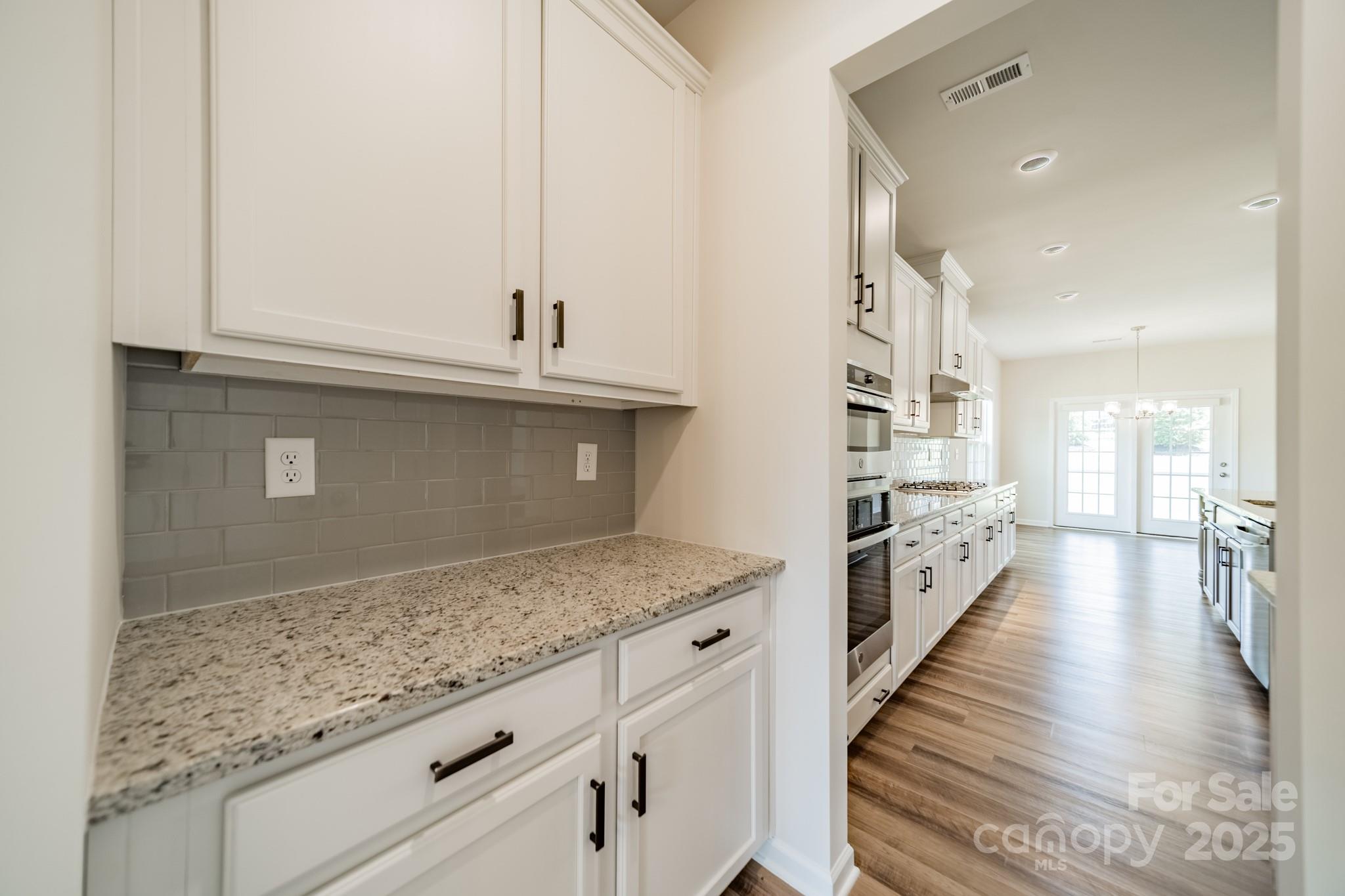 8420 Golden Stone Lane Property Photo 8