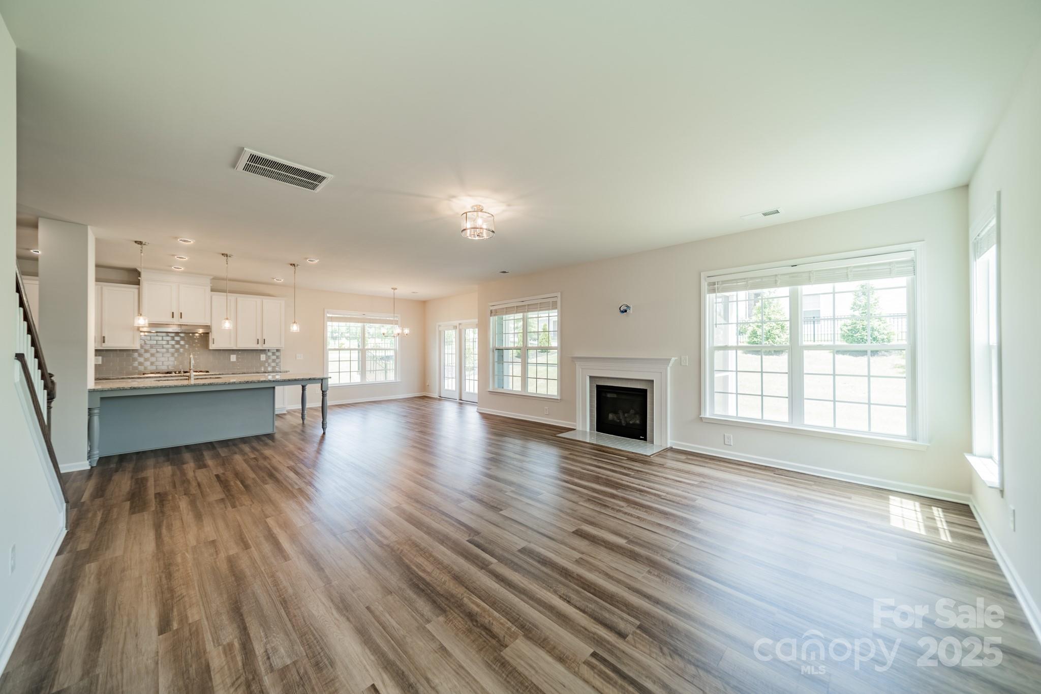 8420 Golden Stone Lane Property Photo 14